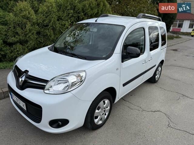 Белый Рено Кенгу, объемом двигателя 1.5 л и пробегом 230 тыс. км за 10750 $, фото 1 на Automoto.ua