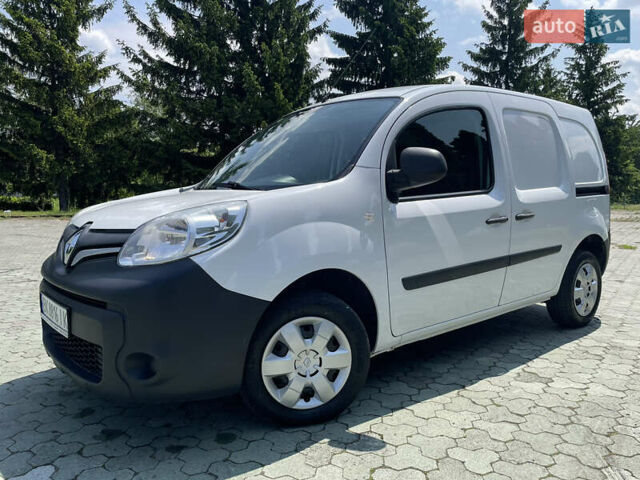 Белый Рено Кенгу, объемом двигателя 1.46 л и пробегом 248 тыс. км за 8700 $, фото 1 на Automoto.ua
