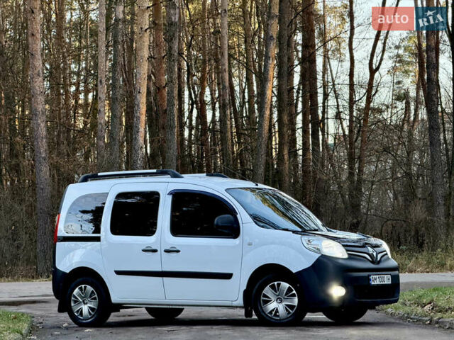 Белый Рено Кенгу, объемом двигателя 1.5 л и пробегом 201 тыс. км за 13700 $, фото 1 на Automoto.ua