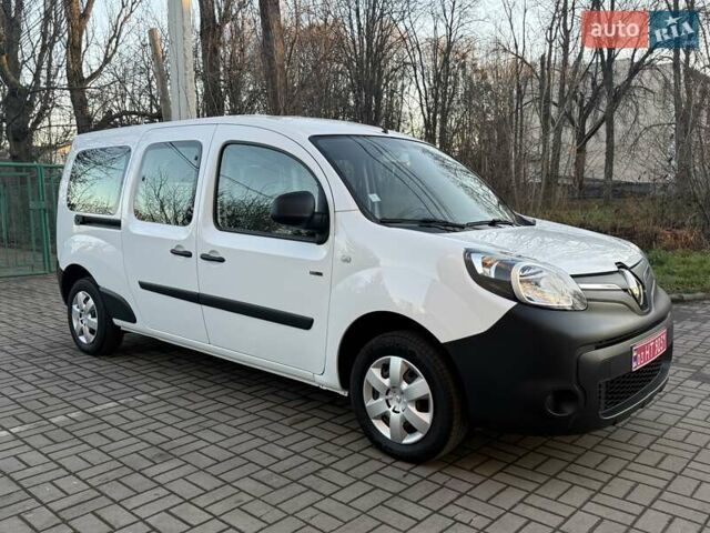 Белый Рено Кенгу, объемом двигателя 0 л и пробегом 16 тыс. км за 13500 $, фото 1 на Automoto.ua