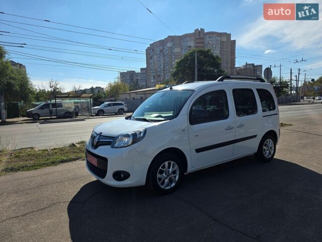 Білий Рено Кєнгу, об'ємом двигуна 1.5 л та пробігом 103 тис. км за 15200 $, фото 1 на Automoto.ua