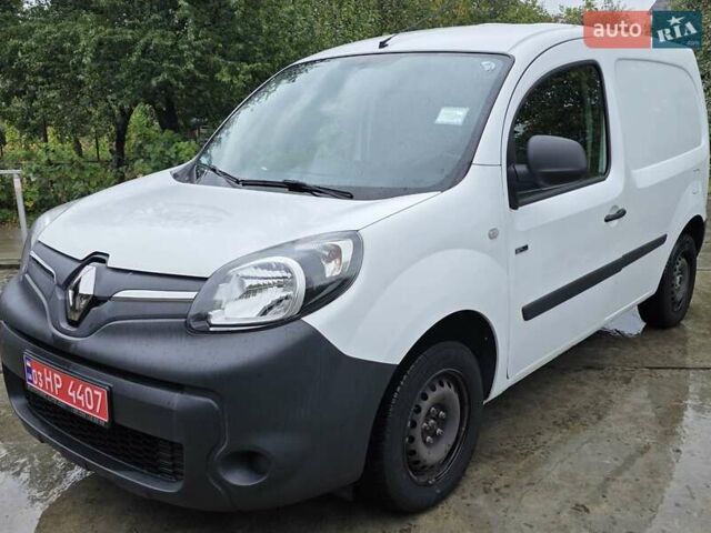 Белый Рено Кенгу, объемом двигателя 0 л и пробегом 7 тыс. км за 10500 $, фото 1 на Automoto.ua