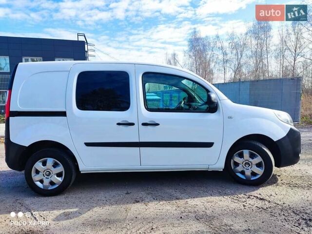 Белый Рено Кенгу, объемом двигателя 1.5 л и пробегом 175 тыс. км за 12800 $, фото 1 на Automoto.ua