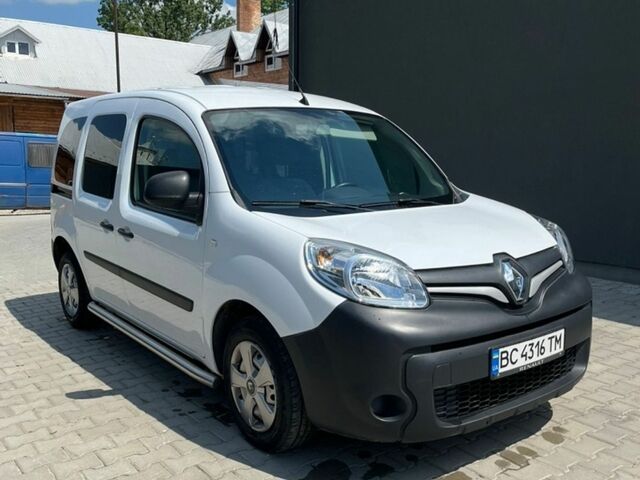 Білий Рено Кєнгу, об'ємом двигуна 1.5 л та пробігом 168 тис. км за 12900 $, фото 1 на Automoto.ua