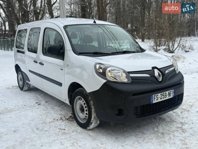 Білий Рено Кєнгу, об'ємом двигуна 0 л та пробігом 5 тис. км за 14700 $, фото 1 на Automoto.ua