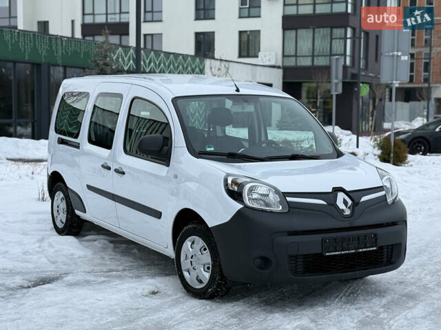 Белый Рено Кенгу, объемом двигателя 0 л и пробегом 70 тыс. км за 14500 $, фото 1 на Automoto.ua