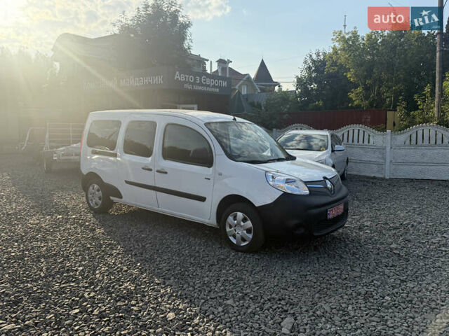 Белый Рено Кенгу, объемом двигателя 0 л и пробегом 54 тыс. км за 12500 $, фото 1 на Automoto.ua
