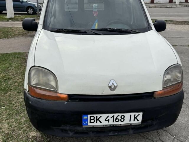 Белый Рено Кенгу, объемом двигателя 1.9 л и пробегом 320 тыс. км за 2250 $, фото 1 на Automoto.ua