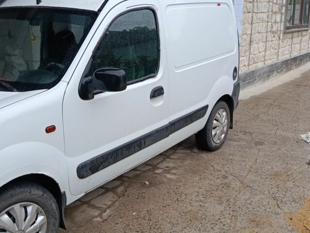 Белый Рено Кенгу, объемом двигателя 1.9 л и пробегом 434 тыс. км за 2500 $, фото 1 на Automoto.ua