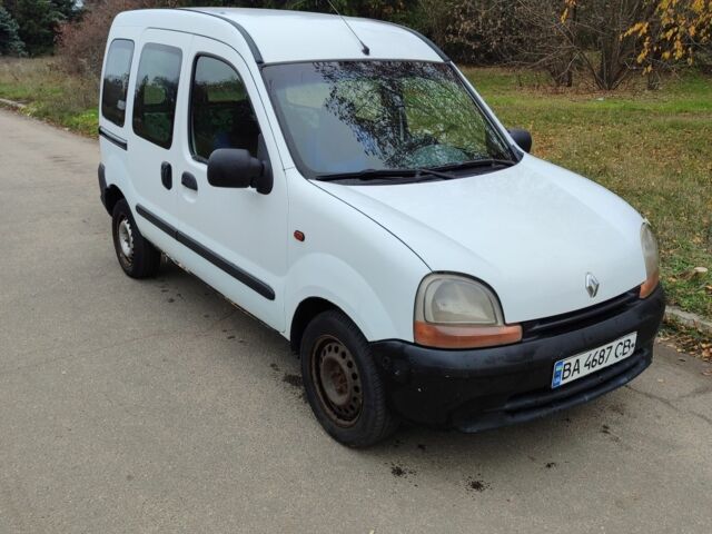 Белый Рено Кенгу, объемом двигателя 1.1 л и пробегом 303 тыс. км за 2500 $, фото 1 на Automoto.ua