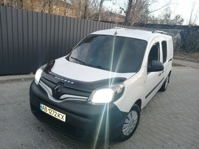 Белый Рено Кенгу, объемом двигателя 1.5 л и пробегом 244 тыс. км за 9999 $, фото 1 на Automoto.ua