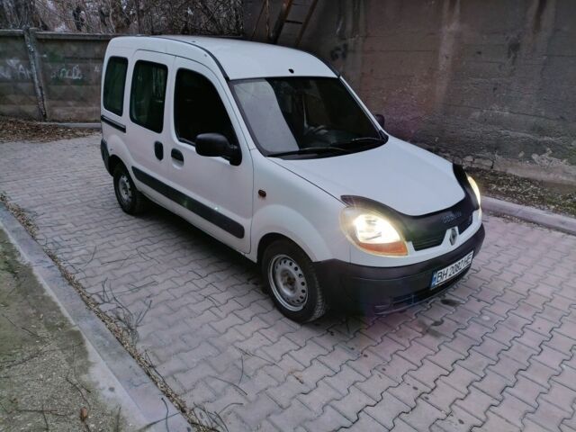 Білий Рено Кєнгу, об'ємом двигуна 1.5 л та пробігом 330 тис. км за 3500 $, фото 1 на Automoto.ua