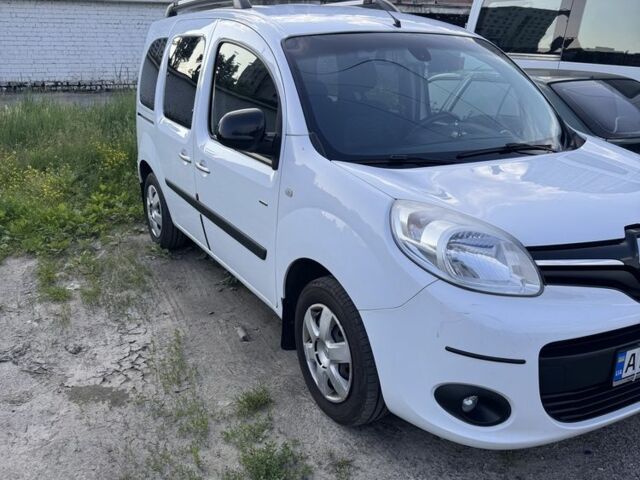 Белый Рено Кенгу, объемом двигателя 1.5 л и пробегом 170 тыс. км за 12000 $, фото 1 на Automoto.ua
