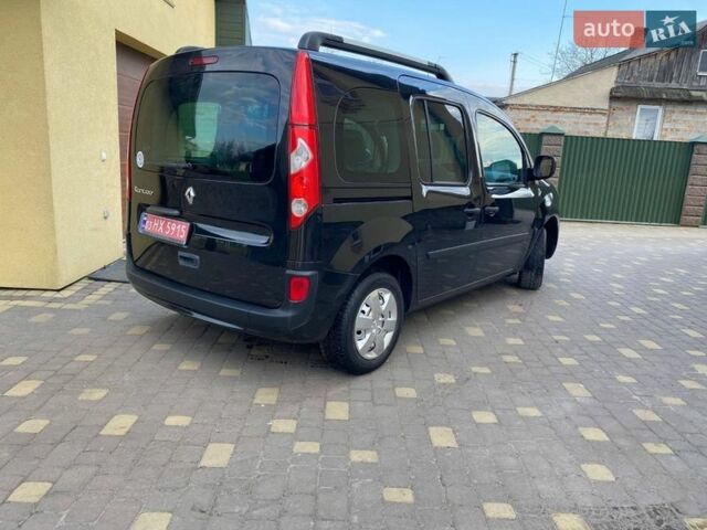 Черный Рено Кенгу, объемом двигателя 1.6 л и пробегом 226 тыс. км за 7500 $, фото 1 на Automoto.ua