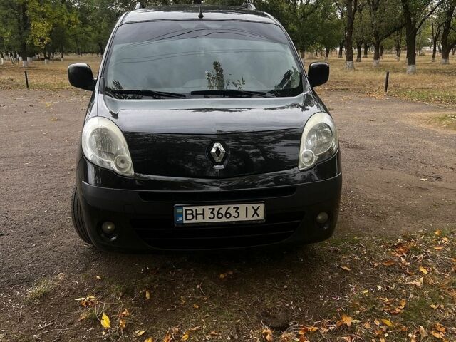 Черный Рено Кенгу, объемом двигателя 1.46 л и пробегом 240 тыс. км за 7000 $, фото 1 на Automoto.ua