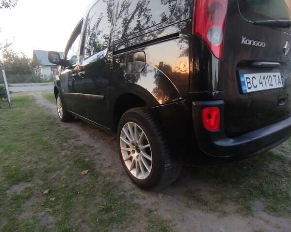 Черный Рено Кенгу, объемом двигателя 1.46 л и пробегом 256 тыс. км за 6200 $, фото 1 на Automoto.ua