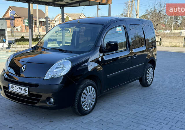 Чорний Рено Кєнгу, об'ємом двигуна 1.6 л та пробігом 178 тис. км за 8299 $, фото 1 на Automoto.ua