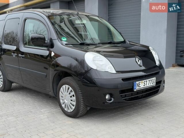 Черный Рено Кенгу, объемом двигателя 1.6 л и пробегом 178 тыс. км за 7990 $, фото 1 на Automoto.ua