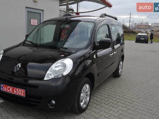Чорний Рено Кєнгу, об'ємом двигуна 1.6 л та пробігом 170 тис. км за 8450 $, фото 1 на Automoto.ua
