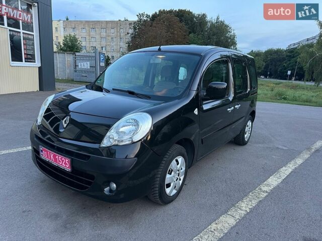 Черный Рено Кенгу, объемом двигателя 1.6 л и пробегом 185 тыс. км за 8600 $, фото 1 на Automoto.ua