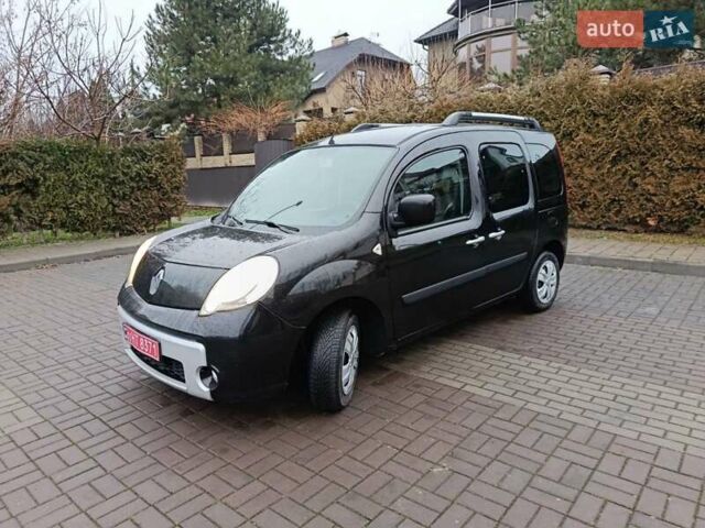 Черный Рено Кенгу, объемом двигателя 1.6 л и пробегом 230 тыс. км за 7900 $, фото 1 на Automoto.ua