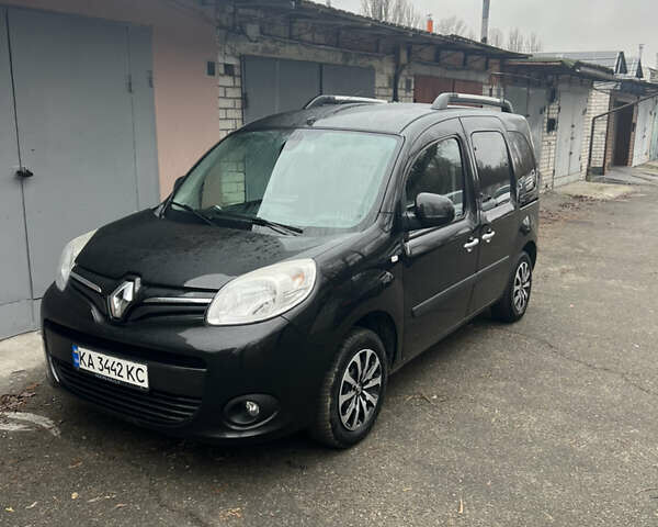 Чорний Рено Кєнгу, об'ємом двигуна 1.46 л та пробігом 247 тис. км за 9700 $, фото 1 на Automoto.ua