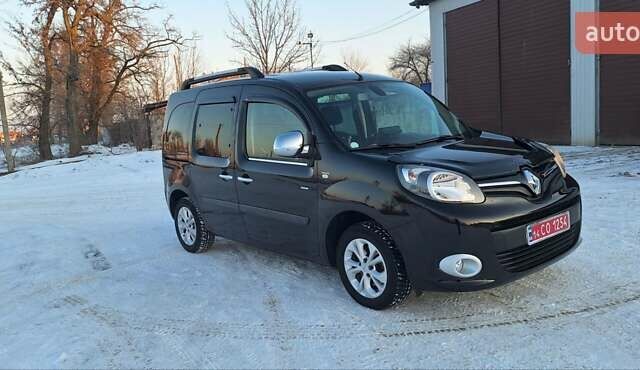Черный Рено Кенгу, объемом двигателя 1.5 л и пробегом 137 тыс. км за 13400 $, фото 1 на Automoto.ua