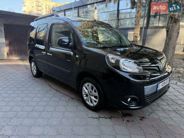 Черный Рено Кенгу, объемом двигателя 1.5 л и пробегом 125 тыс. км за 12700 $, фото 1 на Automoto.ua