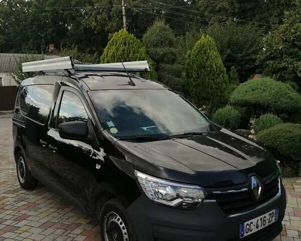Рено Кенгу 2021 в Умани на Automoto.ua Черный Рено Кенгу, объемом двигателя 1.5 л и пробегом 210 тыс. км за 10800 $, фото 1 на Automoto.ua