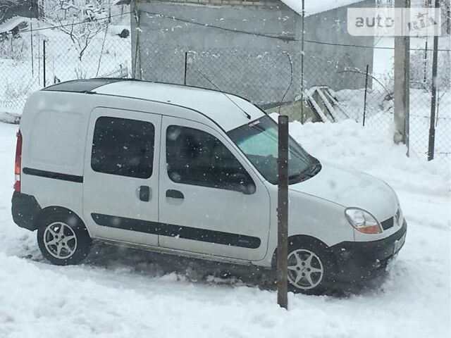 Білий Рено Кенгу вант., об'ємом двигуна 1.5 л та пробігом 305 тис. км за 3700 $, фото 1 на Automoto.ua