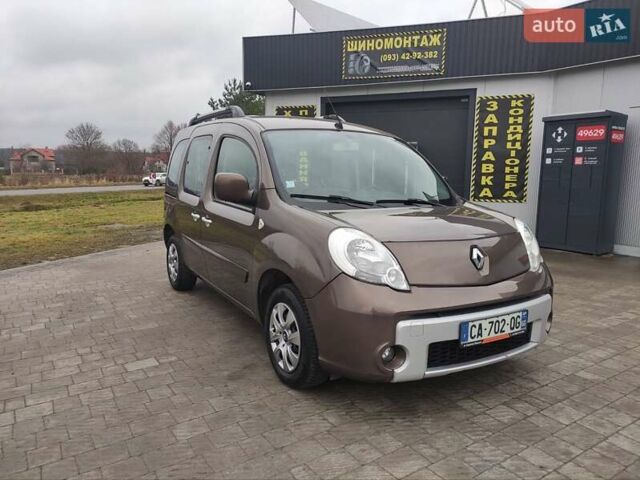 Коричневий Рено Кєнгу, об'ємом двигуна 1.5 л та пробігом 254 тис. км за 7800 $, фото 1 на Automoto.ua