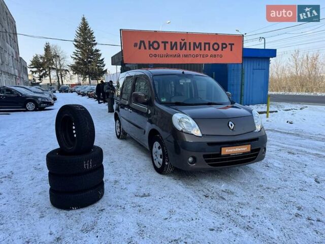 Коричневий Рено Кєнгу, об'ємом двигуна 1.6 л та пробігом 203 тис. км за 9250 $, фото 1 на Automoto.ua