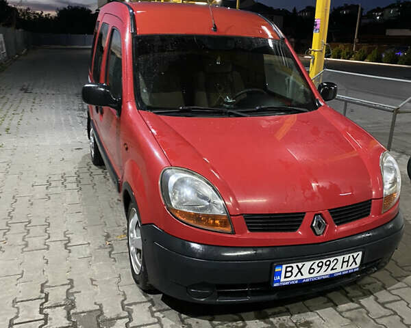 Красный Рено Кенгу, объемом двигателя 1.5 л и пробегом 286 тыс. км за 3600 $, фото 1 на Automoto.ua