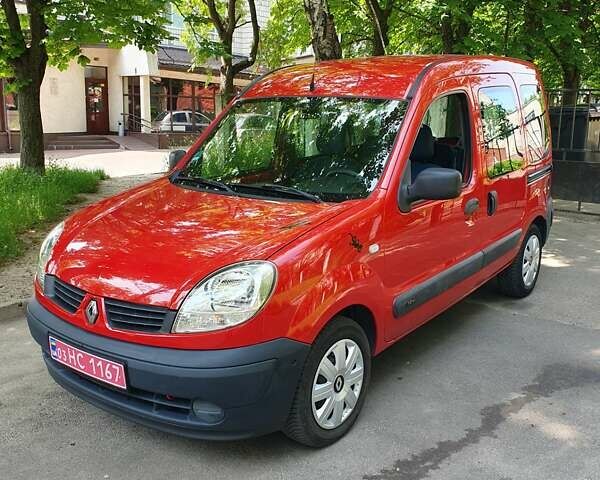 Красный Рено Кенгу, объемом двигателя 1.2 л и пробегом 265 тыс. км за 5500 $, фото 1 на Automoto.ua