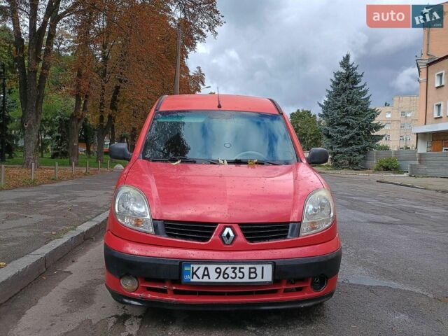 Красный Рено Кенгу, объемом двигателя 1.39 л и пробегом 284 тыс. км за 4200 $, фото 1 на Automoto.ua