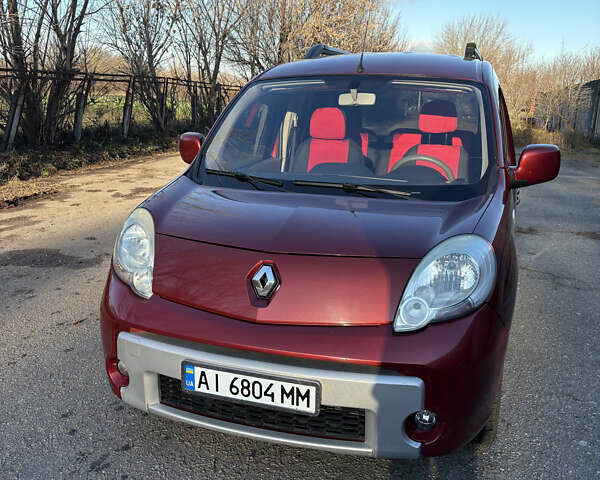 Красный Рено Кенгу, объемом двигателя 1.46 л и пробегом 260 тыс. км за 7100 $, фото 1 на Automoto.ua
