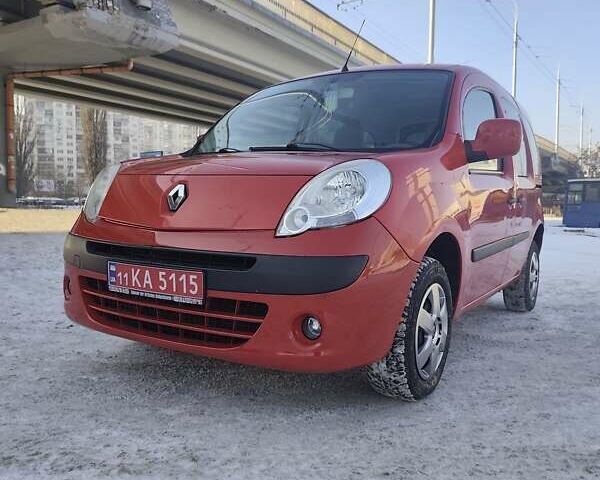 Красный Рено Кенгу, объемом двигателя 1.5 л и пробегом 200 тыс. км за 6900 $, фото 1 на Automoto.ua