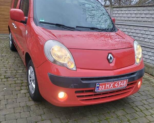 Червоний Рено Кєнгу, об'ємом двигуна 1.6 л та пробігом 188 тис. км за 6999 $, фото 1 на Automoto.ua