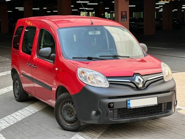 Красный Рено Кенгу, объемом двигателя 1.5 л и пробегом 262 тыс. км за 8500 $, фото 1 на Automoto.ua