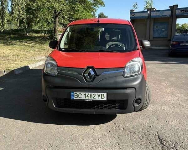 Красный Рено Кенгу, объемом двигателя 0 л и пробегом 114 тыс. км за 9300 $, фото 1 на Automoto.ua