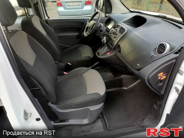 Рено Кєнгу, об'ємом двигуна 0 л та пробігом 40 тис. км за 12300 $, фото 1 на Automoto.ua