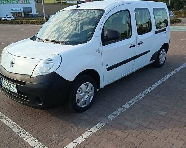 Рено Кенгу, объемом двигателя 0 л и пробегом 120 тыс. км за 7500 $, фото 1 на Automoto.ua