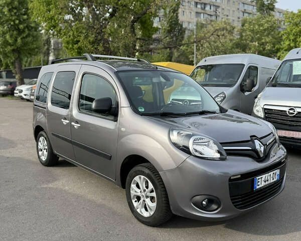 Рено Кенгу, объемом двигателя 1.2 л и пробегом 155 тыс. км за 13500 $, фото 1 на Automoto.ua