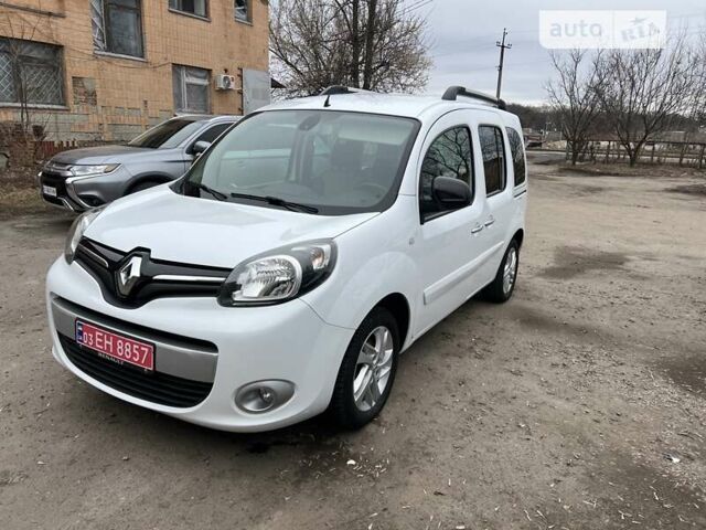 Рено Кенгу, объемом двигателя 1.5 л и пробегом 165 тыс. км за 13399 $, фото 1 на Automoto.ua