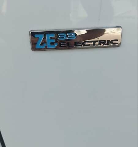 Рено Кенгу, объемом двигателя 0 л и пробегом 29 тыс. км за 17999 $, фото 1 на Automoto.ua