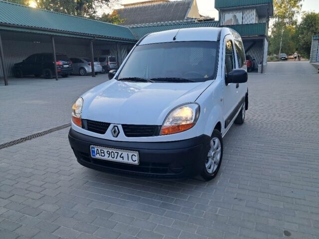 Белый Рено Кенгу пасс., объемом двигателя 1.5 л и пробегом 182 тыс. км за 3950 $, фото 1 на Automoto.ua