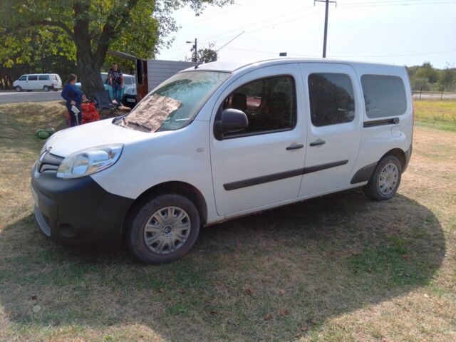Білий Рено Кенгу пас., об'ємом двигуна 1.5 л та пробігом 115 тис. км за 11500 $, фото 1 на Automoto.ua
