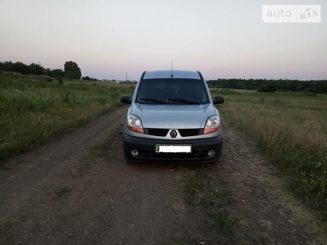 Сірий Рено Кенгу пас., об'ємом двигуна 1.5 л та пробігом 240 тис. км за 4000 $, фото 1 на Automoto.ua