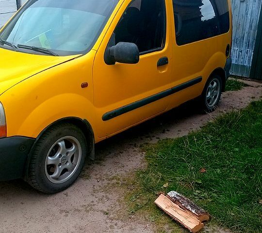 Желтый Рено Кенгу, объемом двигателя 1.9 л и пробегом 235 тыс. км за 2750 $, фото 1 на Automoto.ua