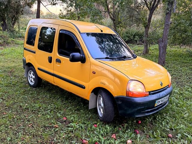 Желтый Рено Кенгу, объемом двигателя 1.9 л и пробегом 350 тыс. км за 2300 $, фото 1 на Automoto.ua